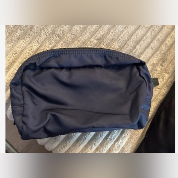 Prada Nylon Cosmetics bag - Picture 2 of 4